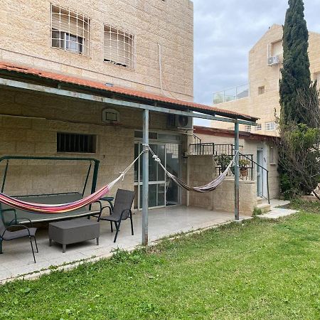 Ma'ale Adumimדירת גן מרווחת במיקום מעולה עם נטפליקס חינמי公寓 外观 照片