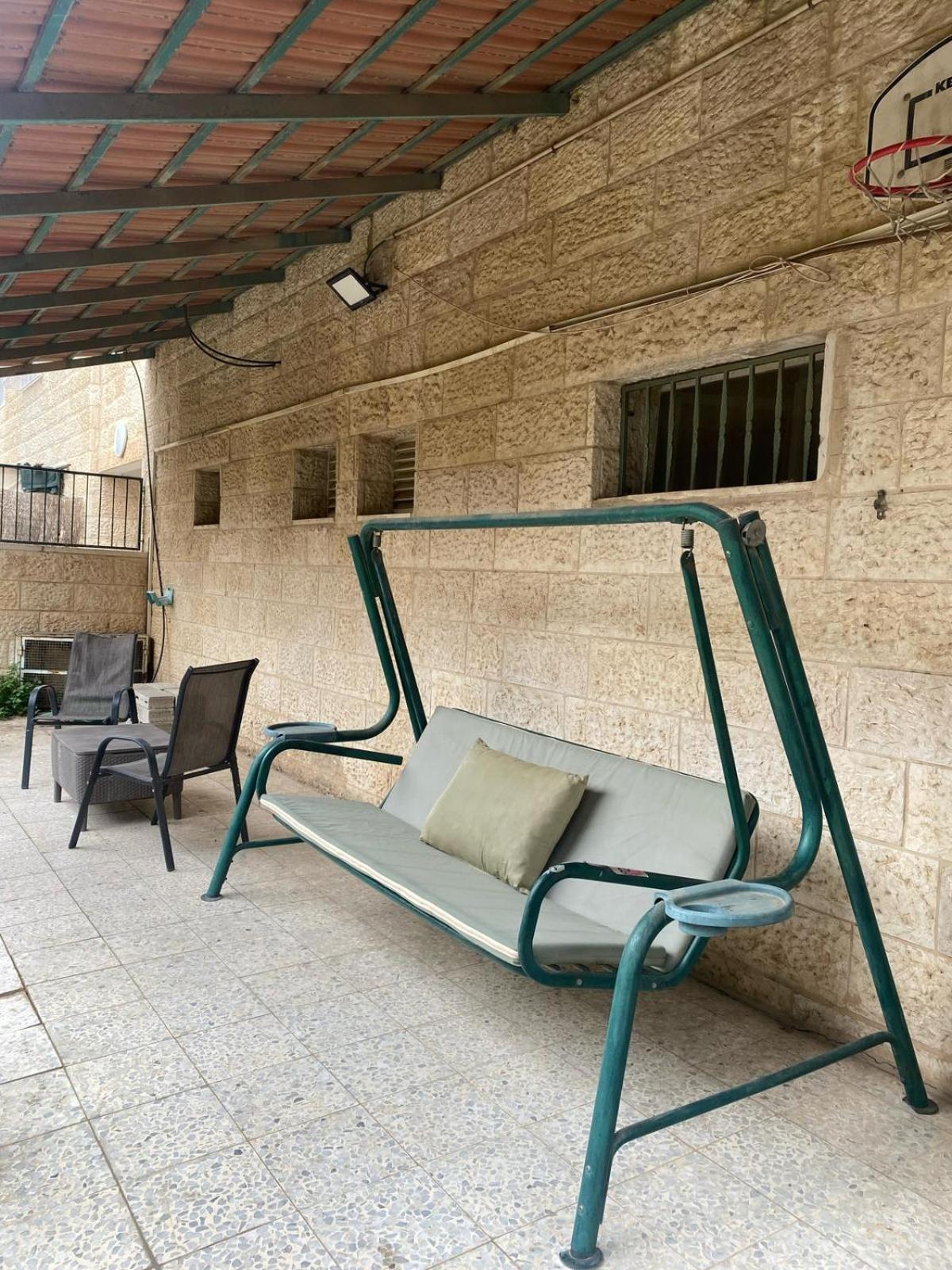 Ma'ale Adumimדירת גן מרווחת במיקום מעולה עם נטפליקס חינמי公寓 外观 照片