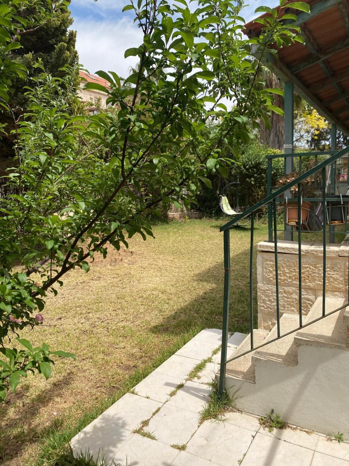 Ma'ale Adumimדירת גן מרווחת במיקום מעולה עם נטפליקס חינמי公寓 外观 照片